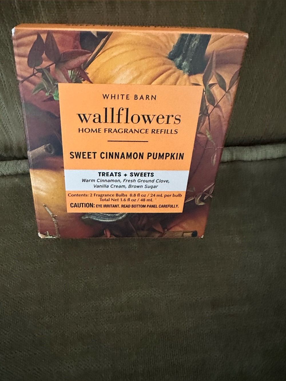 White Barn Bath and Body works twin pack of Sweet Cinnamon pumpkin Wallflowers